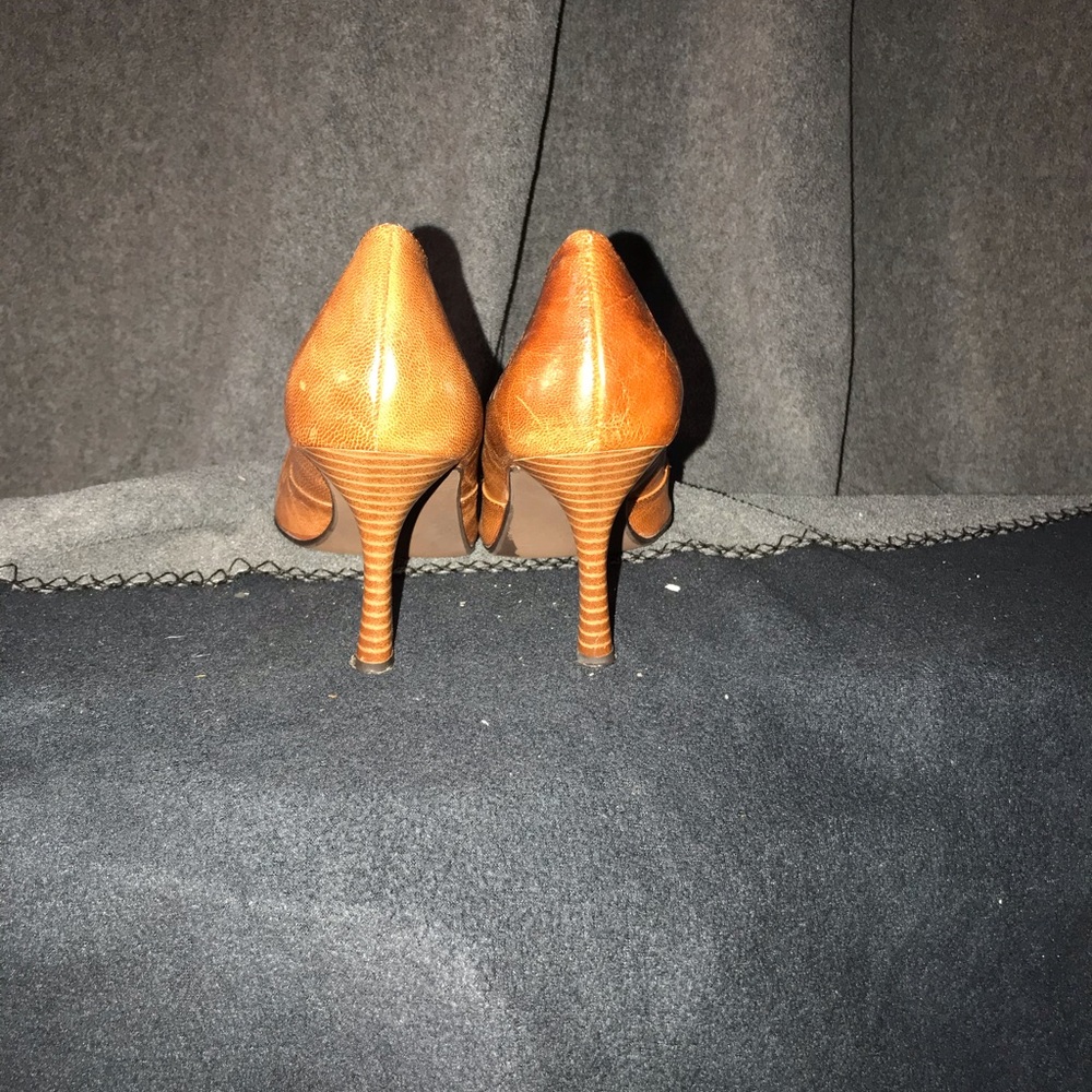 Shoes - Picture 2 of 3